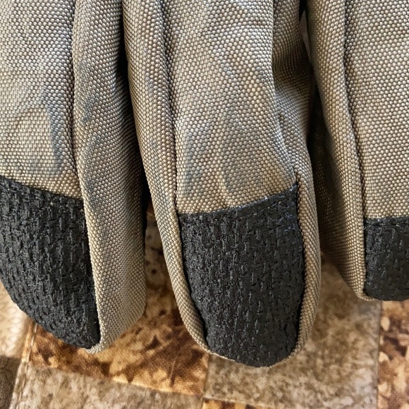 Kombi Snowboarding Gloves - Picture 5 of 9